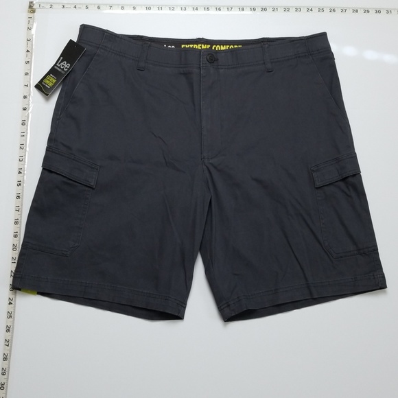 Lee extreme comfort cargo shorts Clearance